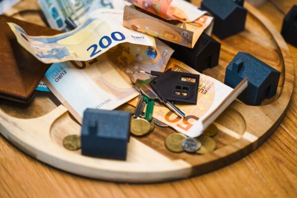 住宅ローン借り換えを利用して賢く資金を管理する方法