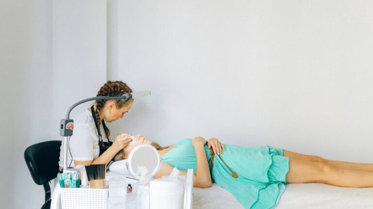 La guía definitiva para encontrar microblading cerca de mí