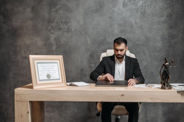 Understanding the Role of an Immigration Lawyer in Complex Cases