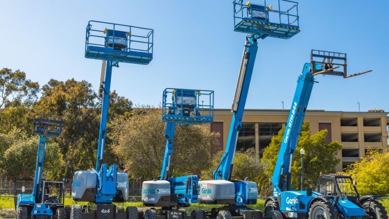 The Essential Guide to Scaffolding Rental for Construction Projects