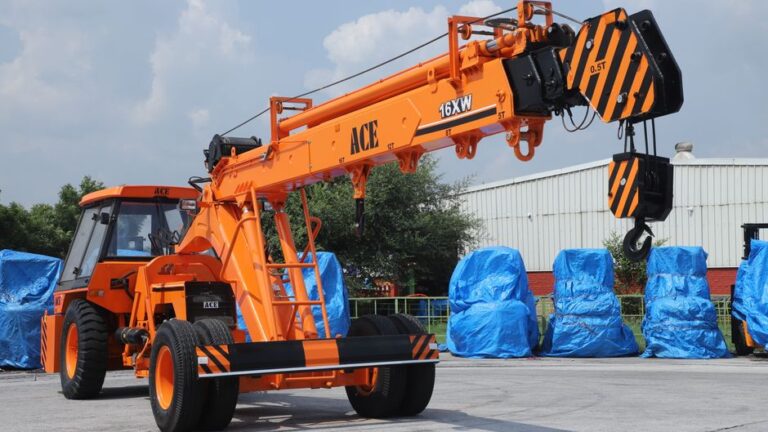 La importancia del alquiler de grúas para empresas de construcción