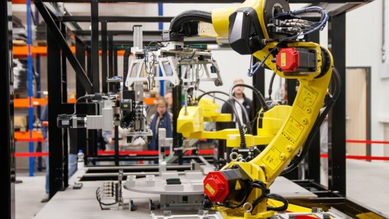 The Rise of Industrial Automation Suppliers: Transforming Manufacturing Landscapes