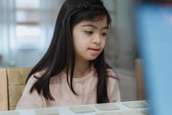 発達障害を持つ子どもたちのための家庭教師の重要性