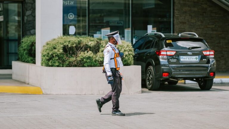 La Importancia del Servicio de Vigilantes Jurado en la Seguridad Actual