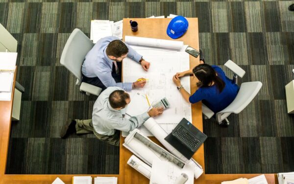 Navigating the World of Staffing Agencies: A Comprehensive Guide