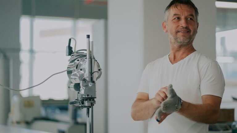 The Rise of Custom Clothing Manufacturers in the Fashion Industry
