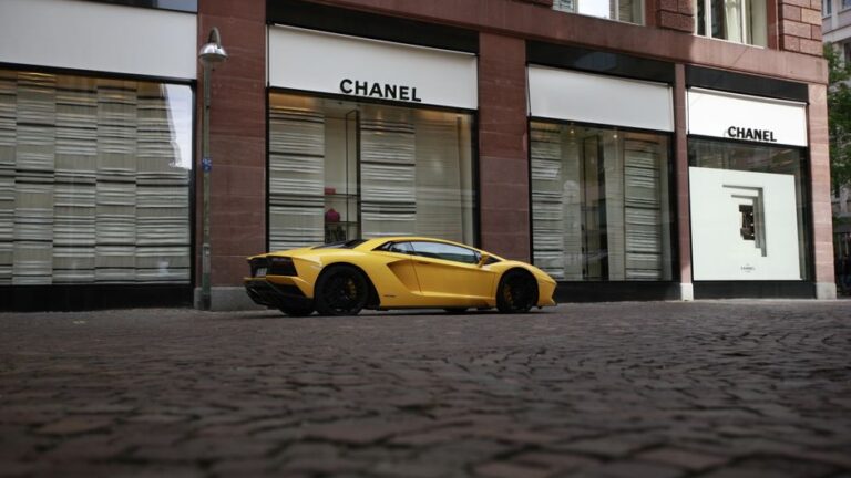 The Rise of Luxury Brand Resellers: Navigating a New Market