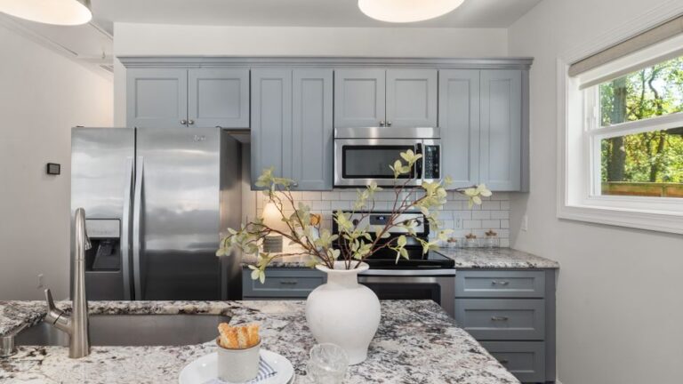 Transforming Spaces: The Art of Home Staging Services